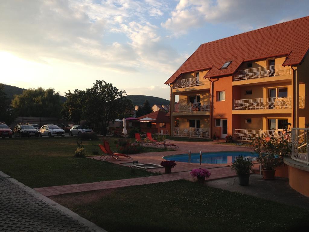 Bed and Breakfast Andrea Pansio Balatonfüred Exterior foto